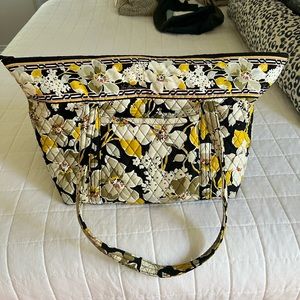 Vera Bradley weekender tote bag